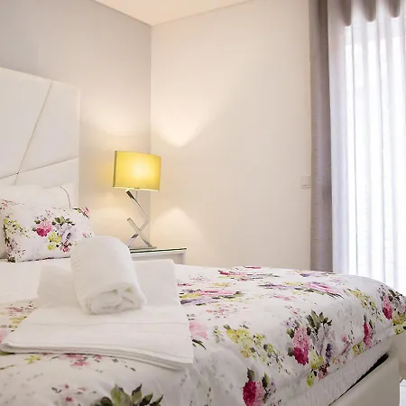 Appartamento Real Holidays *