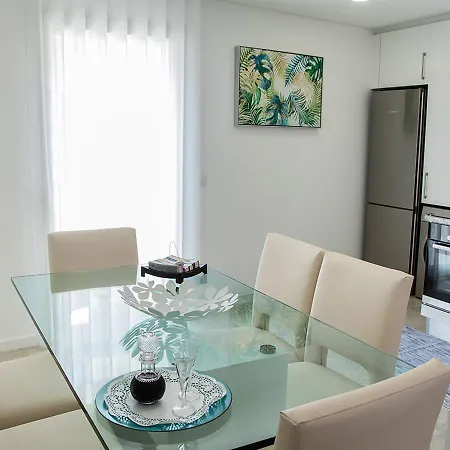 アパート Real Holidays