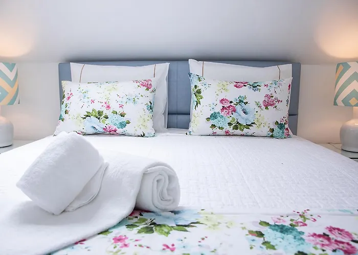 דירה Real Holidays נאזרה