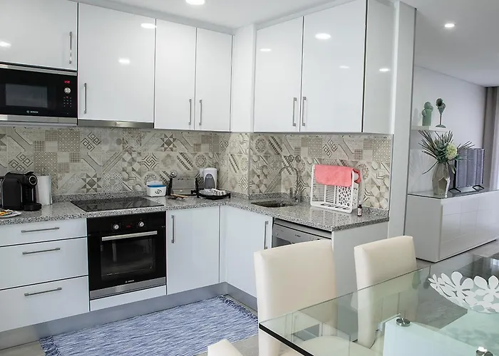 דירה Real Holidays נאזרה