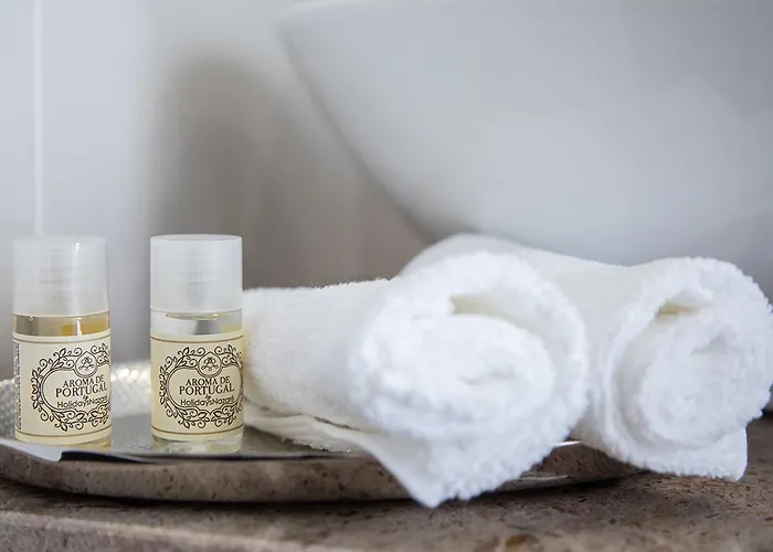 Real Holidays נאזרה