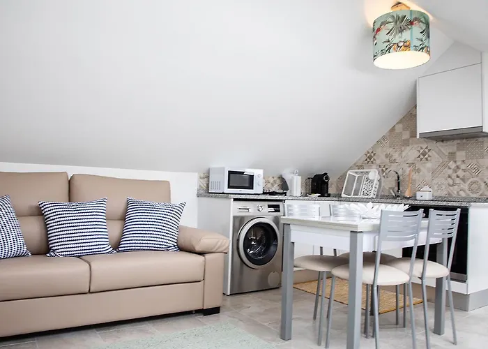 Real Holidays * נאזרה