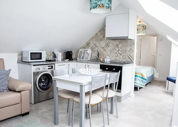 Real Holidays * נאזרה